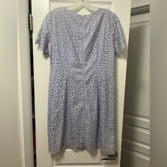 Ann Taylor Lace Dress - Picture 4 of 4